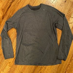 Lululemon Vent Tech Long sleeve